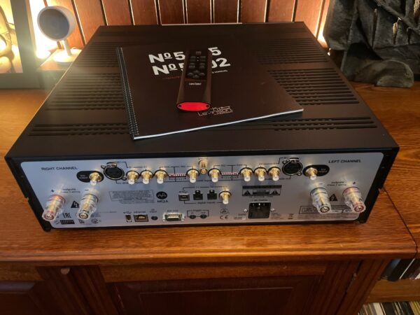 Mark Levinson 5805 Integrated Amplifier (Used) $9,499 - Image 4
